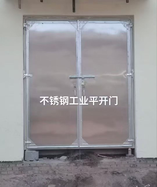 不锈钢庆阳工业平开门在现代工业场景中的应用实践