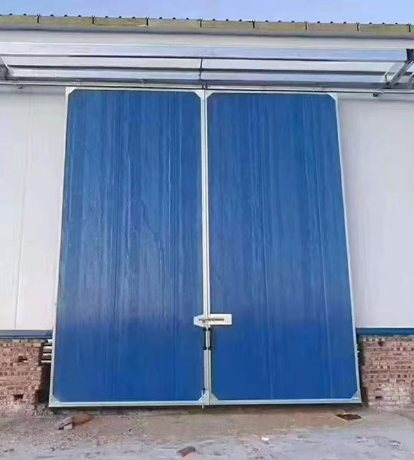 庆阳工业门在大型仓储物流通道中的应用实例