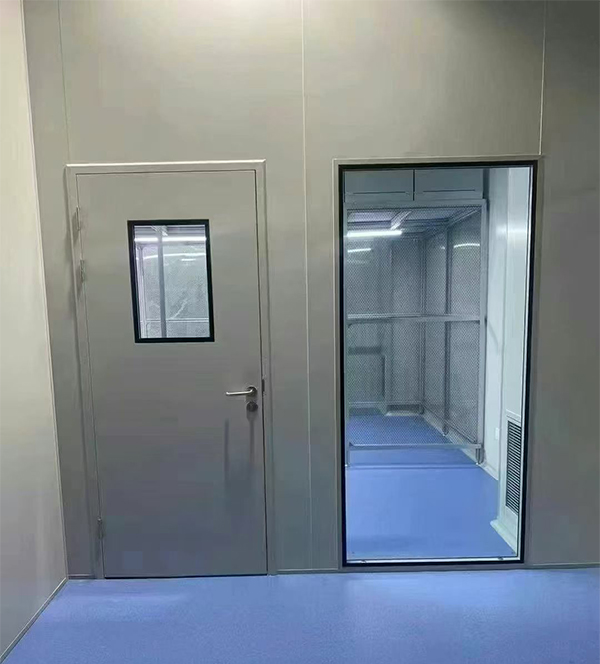 学校教学楼完成庆阳防火门标准化安装